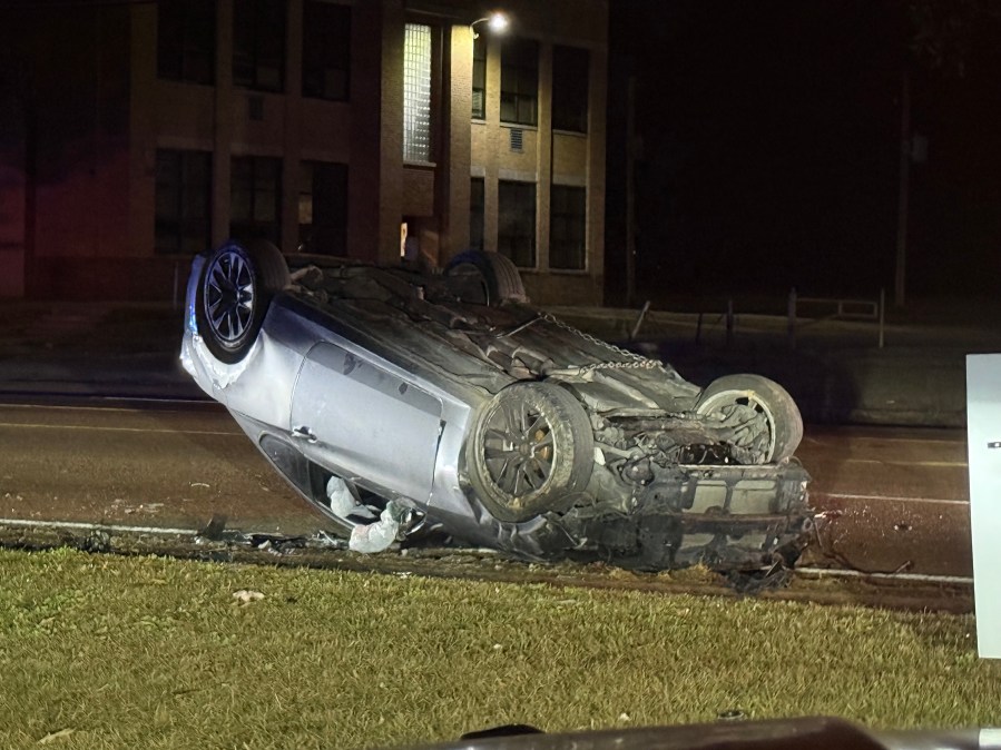 Vehicle overturns in Whitehaven; MPD investigating